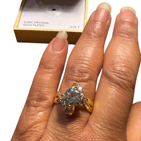 Charter Club gold plate crystal bypass ring size 8 - Picture 4 of 5